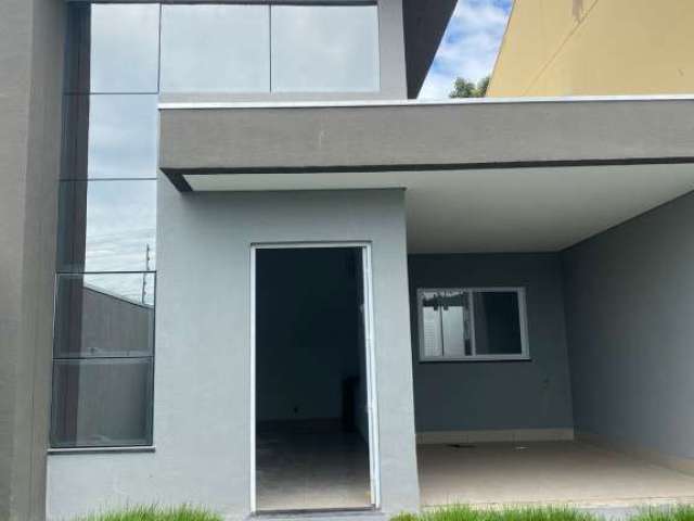 Casa com 3 quartos á venda no bairro Jardim Shangri-lá, Cuiabá-MT