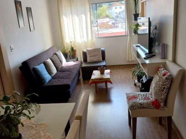 Apartamento com 2 quartos na Santa Clara