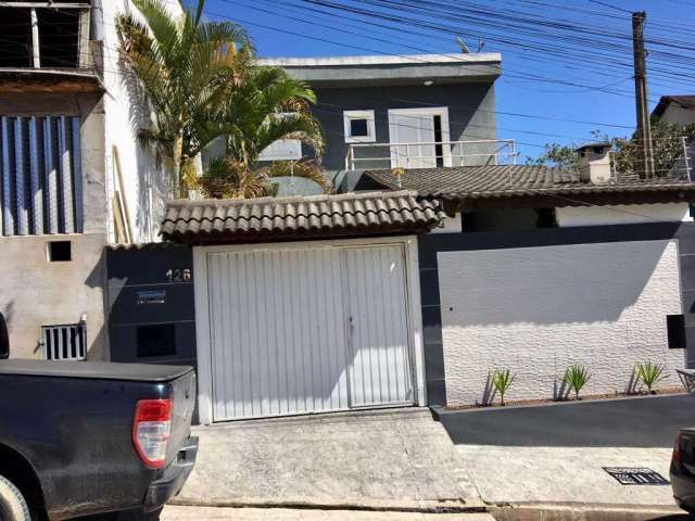 Linda casa a venda com 3 suites em Arujá/SP