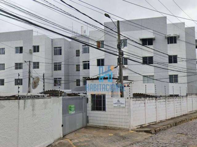 Apartamento com 2 dormitórios à venda, 55 m² por R$ 110.000,00 - Dix-Sept Rosado - Natal/RN