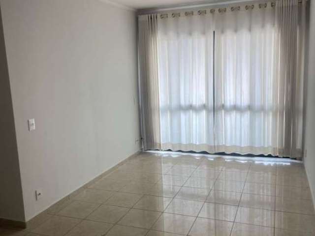 Apartamento em Vila Gumercindo  -  São Paulo