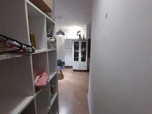 Apartamento em Jardim Celeste  -  São Paulo