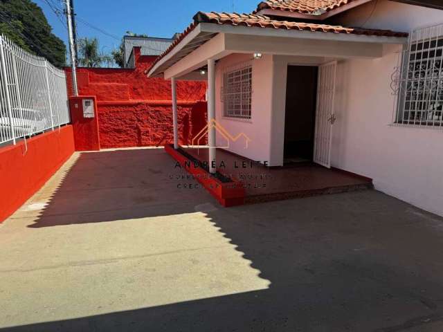 Casa para locação com 3 dormitórios amplos no Centro de Sorocaba