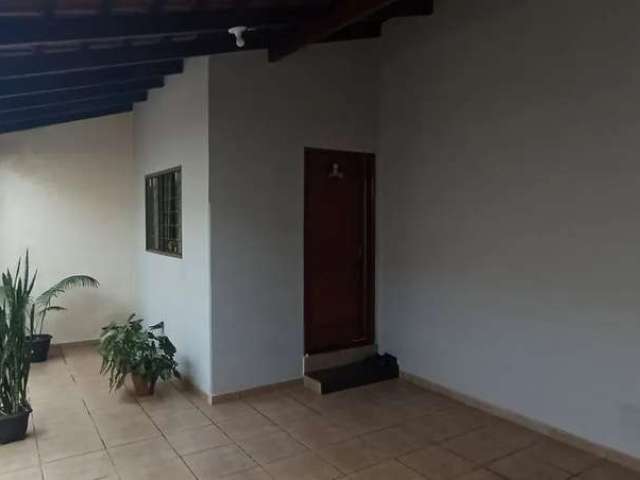 Casa com 3 quartos à venda no Alto Umuarama, Uberlândia  por R$ 500.000