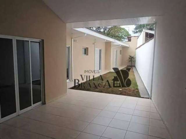 Casa com 3 dormitórios, 151 m² - venda por R$ 850.000 ou aluguel por R$ 3.800/mês - Jardim Siesta - Jacareí/SP