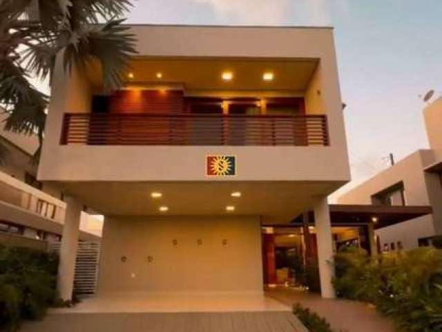 Vendo excelente casa em condomínio de alto padrão, com 4 suítes sendo uma master, sala p/ 3 ambientes, 4 vagas Portal do Sol em João Pessoa