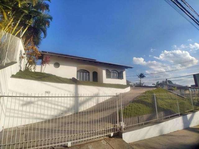 CASA no SAGUAÇÚ com 4 quartos para VENDA, 282 m²