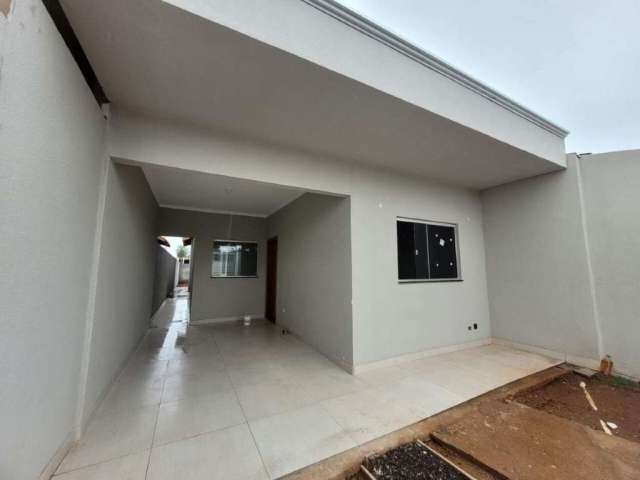 Casa com 1 Suite e 2 quartos - Vila Santa Luzia