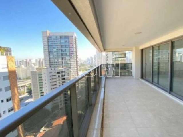 APARTAMENTO no CAMPO BELO com 192m² A.U. sendo: 3 dormitórios (3 suítes) e 4 vagas de garagem.