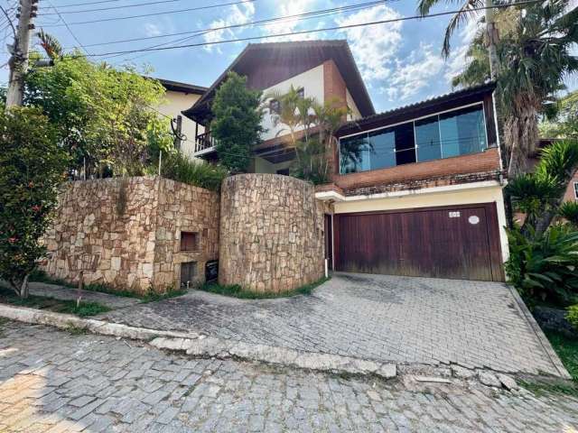 Casa com 3 dormitórios, 205 m² - venda por R$ 1.000.000,00 ou aluguel por R$ 3.800,00/mês - Clube de Campo - Mairiporã/SP