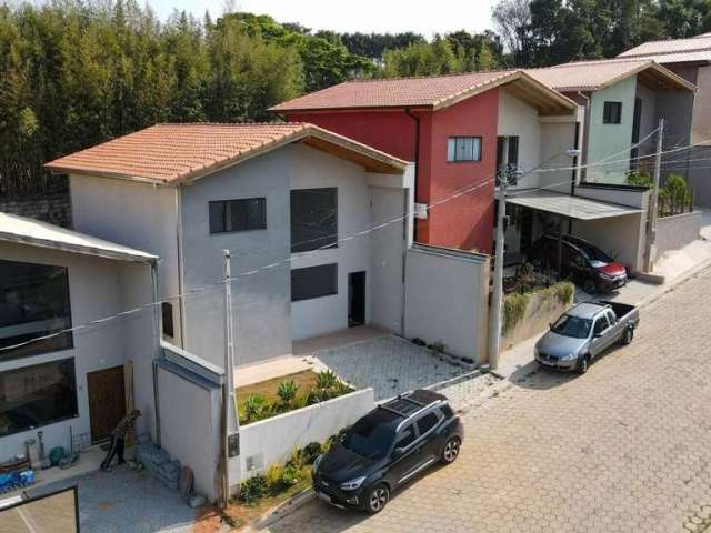 Casa com 2 dormitórios à venda, 115 m² por R$ 500.000,00 - Condomínio Águas de São Pedro - Mairiporã/SP