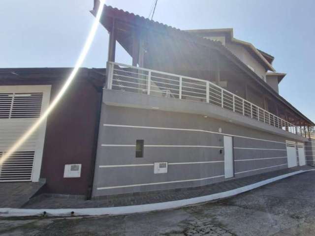 Casa com 3 dormitórios para alugar, 300 m² por R$ 7.505,00/mês - Barreiro - Mairiporã/SP