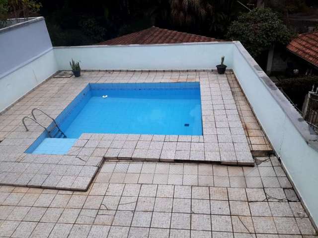 Casa com 3 dormitórios à venda, 300 m² por R$ 900.000,00 - Clube de Campo - Mairiporã/SP