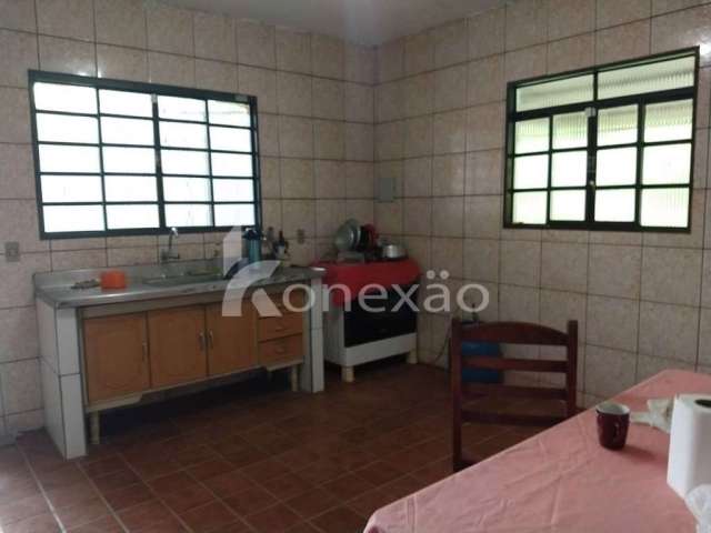 Chácara / sítio com 2 quartos à venda na Alameda dos Cravos, São Germano, Paraibuna por R$ 780.000