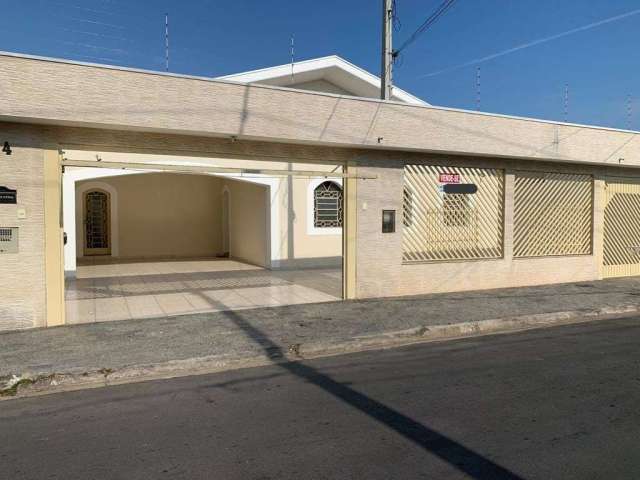 Casa comercial com 4 salas à venda na Rua José de Barros, Parque Itamarati, Jacareí, 245 m2 por R$ 915.000