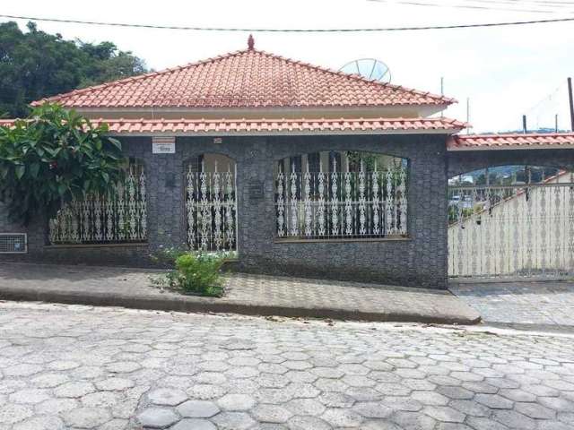 Casa com 3 quartos à venda na Alameda Vinicius de Moraes, Solar dos Lagos, São Lourenço, 335 m2 por R$ 1.000.000