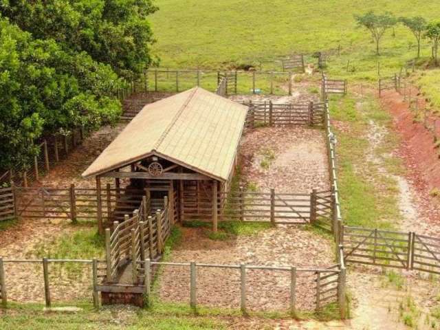 Fazenda à venda na 1ª Avenida Sarah, Centro, Cachoeira Paulista, 100 m2 por R$ 5.700.000