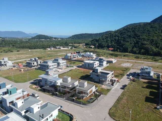 Casa com 3 quartos à venda na Rodovia Doutor Antônio Luiz Moura Gonzaga, 3157, Rio Tavares, Florianópolis, 181 m2 por R$ 1.990.000