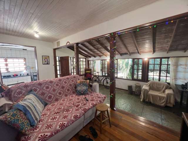 Casa com 3 quartos à venda na Rua Huberto Rohden, 804, Campeche, Florianópolis, 450 m2 por R$ 900.000