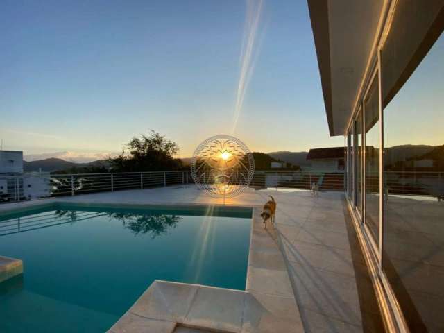 Casa com 3 quartos à venda na Agronômica, Florianópolis  por R$ 4.500.000