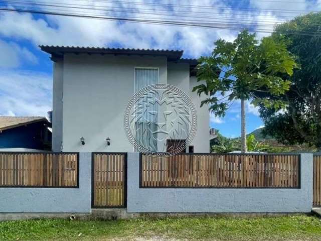 Casa com 2 quartos à venda no Ribeirão da Ilha, Florianópolis  por R$ 695.000