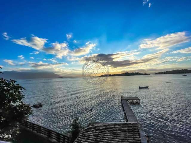 Casa com 3 quartos à venda no Ribeirão da Ilha, Florianópolis  por R$ 2.700.000