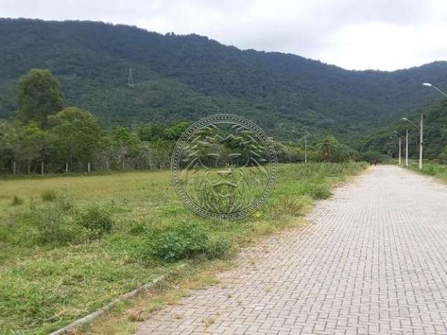 Terreno à venda no Ribeirão da Ilha, Florianópolis  por R$ 600.000