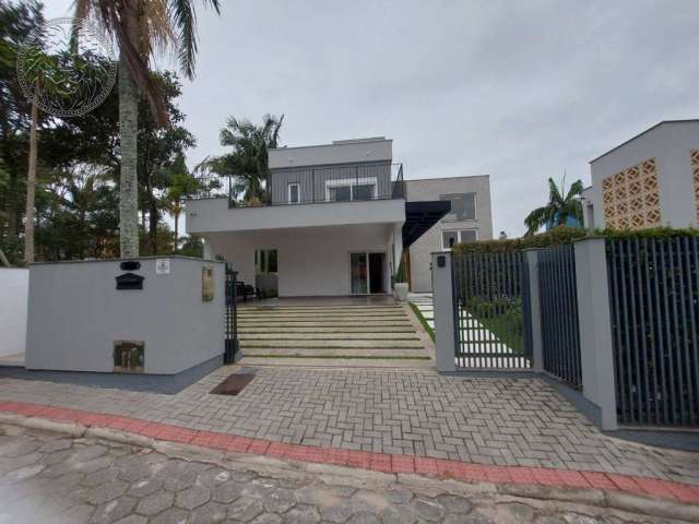 Casa com 3 quartos à venda no Morro das Pedras, Florianópolis , 229 m2 por R$ 2.184.000