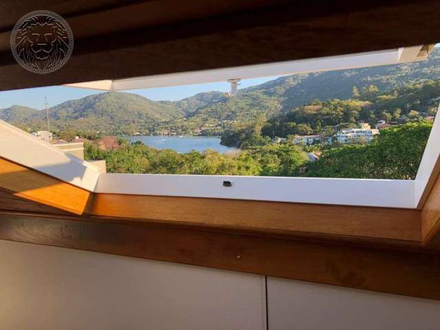 Cobertura com 4 quartos à venda no Lagoa da Conceição, Florianópolis  por R$ 2.590.000