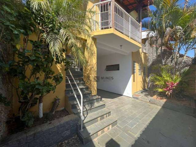 Casa com 2 dormitórios à venda, 188 m² por R$ 735.000,00 - São Pedro - Juiz de Fora/MG