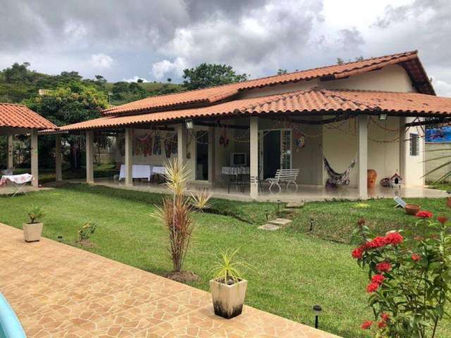 Casa com 4 dormitórios à venda, 200 m² por R$ 750.000 - Monte Verde - Juiz de Fora/MG