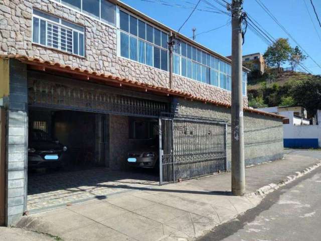 Casa com 5 dormitórios à venda, 190 m² por R$ 550.000 - Jóquei Clube - Juiz de Fora/MG