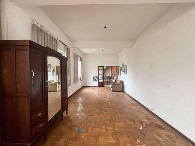 Casa com 4 dormitórios à venda, 382 m² por R$ 890.000,00 - São Mateus - Juiz de Fora/MG