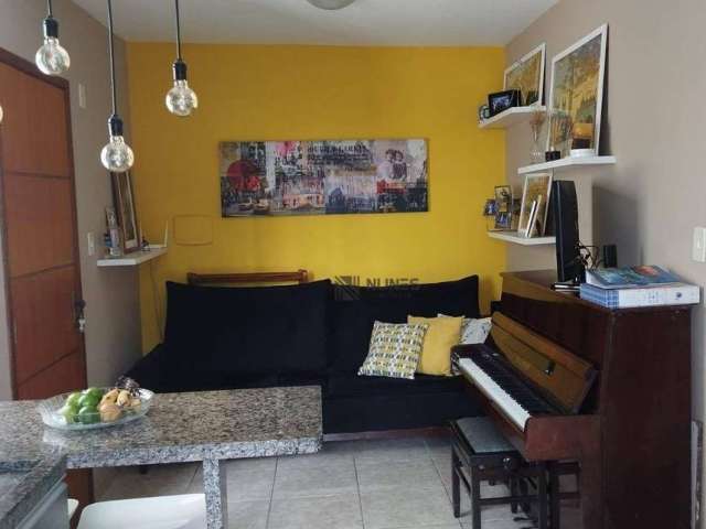 Apartamento com 2 dormitórios à venda, 45 m² por R$ 140.000,00 - Previdenciários - Juiz de Fora/MG