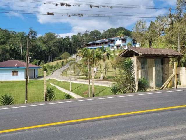 Sítio com 112.000m² - Braço - Camboriú