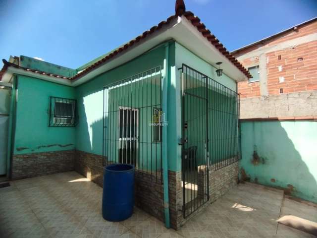 Casa para Venda com 2 Quartos, 74 m² - Vigário Geral - RJ