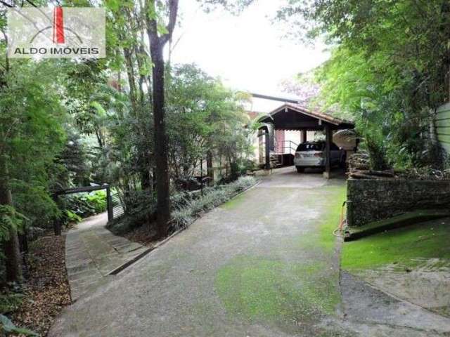 Casa à venda no bairro Chácara dos Junqueiras - Carapicuíba/SP