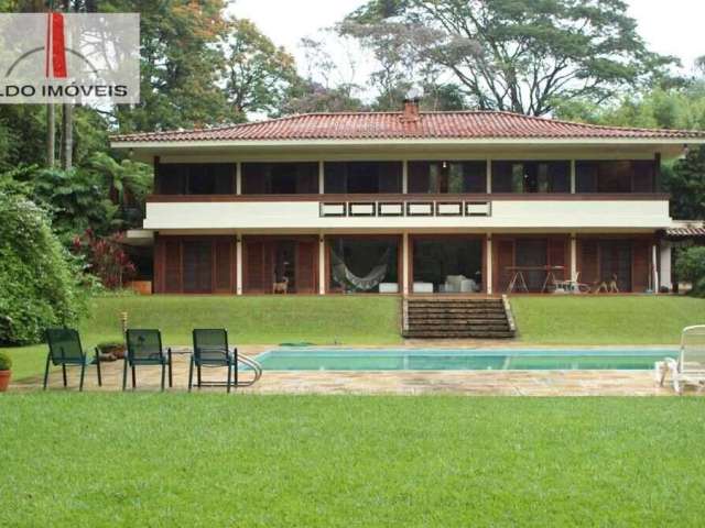 Casa à venda no bairro Granja Viana - Cotia/SP