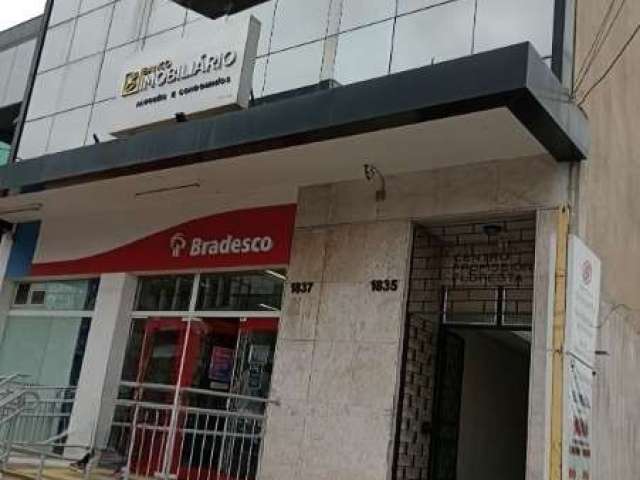 Sala comercial para alugar na Avenida Benjamin Constant, 1835, Floresta, Porto Alegre por R$ 900