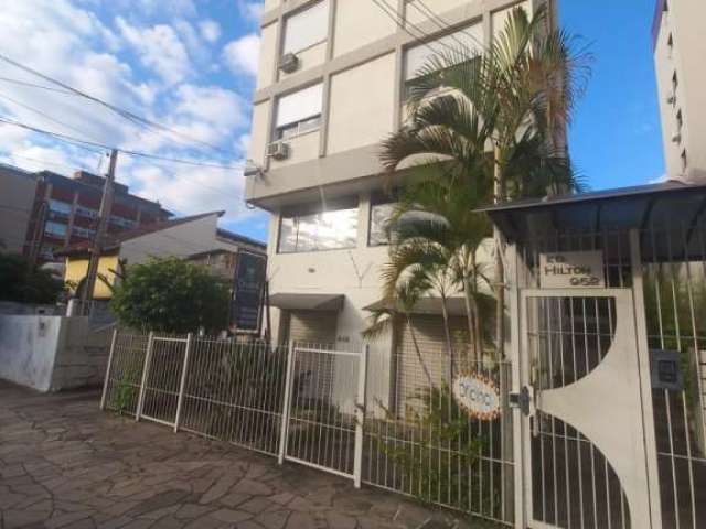 Apartamento com 2 quartos para alugar na Coronel Feijó, 952, Higienópolis, Porto Alegre por R$ 1.300