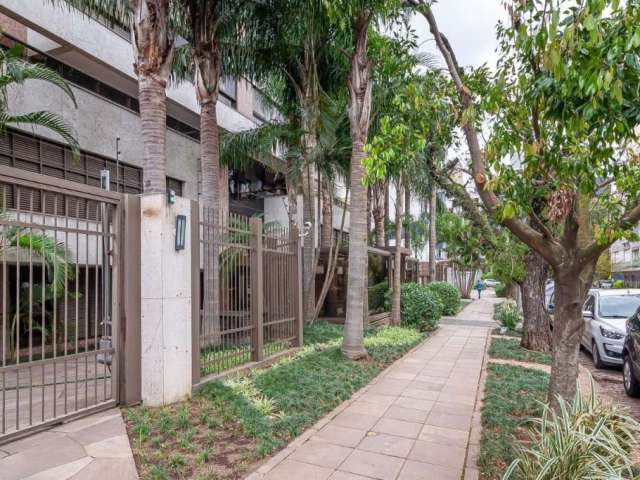 Apartamento com 3 quartos para alugar na Avenida Guaporé, 55, Petrópolis, Porto Alegre por R$ 9.500