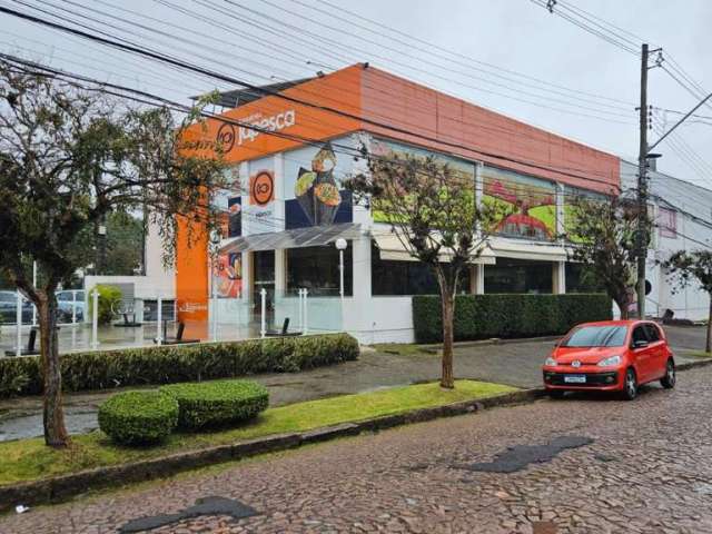 Ponto comercial para alugar na Avenida Wenceslau Escobar, 1787, Tristeza, Porto Alegre por R$ 30.000