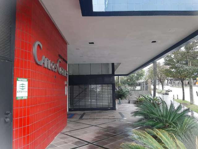 Sala comercial para alugar na Avenida Carlos Gomes, 1610, Três Figueiras, Porto Alegre por R$ 1.300