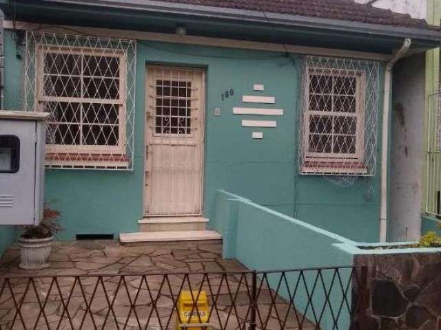 Casa em condomínio fechado com 4 quartos à venda na Avenida Caçapava, 160, Petrópolis, Porto Alegre por R$ 590.000