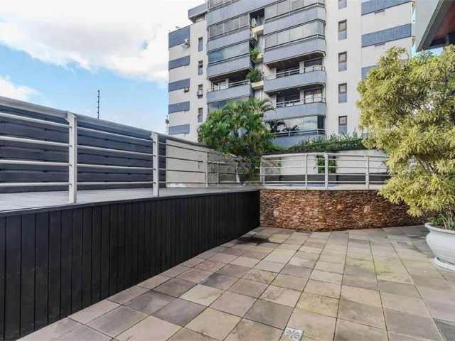 Apartamento com 3 quartos para alugar na Rua Carlos Trein Filho, 1171, Auxiliadora, Porto Alegre por R$ 8.000