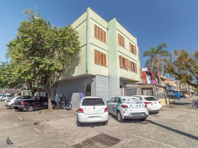 Apartamento com 1 quarto para alugar na Avenida Cairu, 1421, Navegantes, Porto Alegre por R$ 1.000