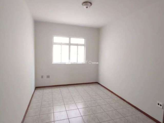 Apartamento com 2 dormitórios à venda, 59 m² por R$ 200.000 - Paineiras - Juiz de Fora/MG