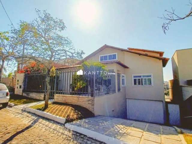 Casa com 3 dormitórios à venda, 410 m² por R$ 1.700.000 - Novo Horizonte - Juiz de Fora/MG