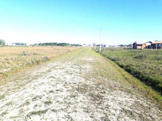 Terreno à venda no Bairro Praia Valverde