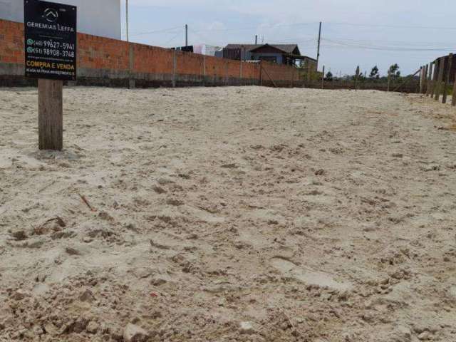 Terreno à venda no Bairro Praia Capão do Cravo